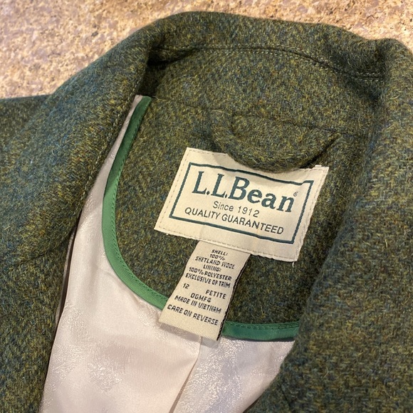 L.L. Bean Wool Blazer Jacket Green Herringbone Vintage 12 Petite - Picture 7 of 17